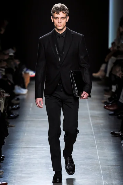 Look 1